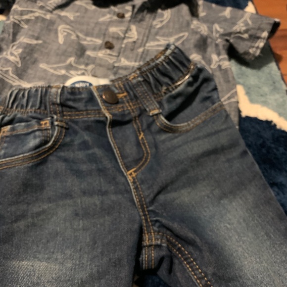 Two boys 18-24 month outfits old navy - Picture 6 of 11